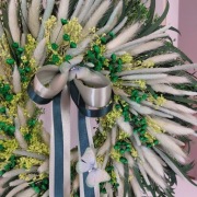 Wianek na drzwi naturalny rośliny suszone i stabilizowane zielony miętowy 