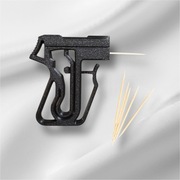 zabawkowy pistolet na wykałaczki