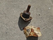 Przegub sworzeń kulowy górny wahacza Fiat 125