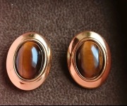 W. KRUK, kolczyki pozłacane tygrysie oko