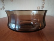 Miska z ciemnego szkła