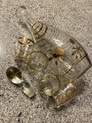 Karafka z kieliszkami 