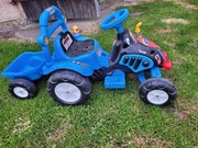 Ciągnik napędzany elektrycznie.