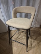 Hoker kolor beżowy/orzechowy Halmar h114