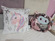 Poduszka zmieniająca barwę