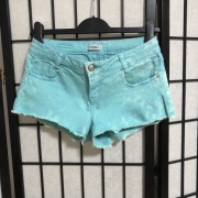 Damskie spodenki r. 36 Pull&Bear