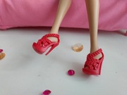 urocze buty szpilki dla Barbie 