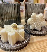 Naturalna świeca śnieżynka gwiazdka