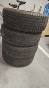 Komplet zimowtch opon Bridgestone Blizzak LM001 205 60 R16