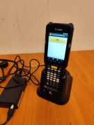 Skaner kodów bezprzewodowy Zebra MC330M FV zestaw 2 baterie ładowarka