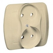 Beżowe gniazdo podwójne bez uziemienia AG2/12 Simon Akord