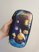 Czarny piórnik pikachu dla dzieci