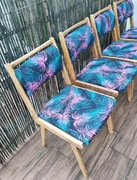 Krzesła PRL typu JAR po renowacji