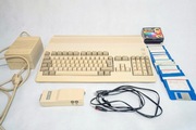 Retro komputer Commodore AMIGA 500 – sprawna – akcesoria i 10 dyskietek