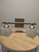 Kinkiet szklane klosze.