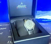 Atlantic Seahunter 100 M/330 FT, szafirowe szkło