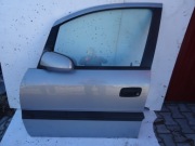 Opel Zafira 2003 drzwi przednie LP