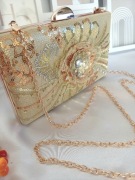 Torebka wieczorowa - Złota kopertówka 