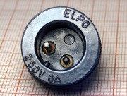 Gniazdo zasilania  2-pin 6A 250V przyrządu MERATRONIK