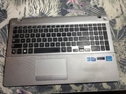 Palmrest NP450R5E z klawiaturą