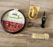 przybory kuchenne są nowe i w dobrym stanie