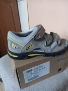 Sandały  firmowe skórzane Bartek roz 34