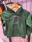 zielona bluza z kapturem Slytherin z serii Harry Potter. Rozmiar 140