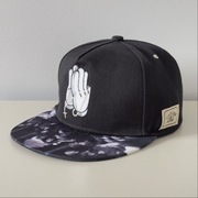 Czapka Snapback Pray Hands Nowa Czarna