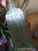 Stare buteleczki z kotwicą, sześć sztuk 