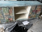 Indyjska szafka RTV z drewna mango