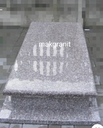Nagrobek granitowy 