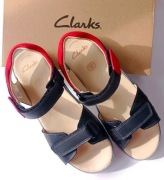 Skórzane sandały Clarks 39 granat płaskie  rzepy