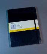 Notatnik Moleskine XL, czarny, w kratkę, nowy