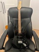 Gitara elektryczna Clifton i wzmacniacz piecyk