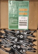 Bransoletki piłkarskie - suwak z zawieszką-piłką 28szt