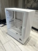 Obudowa Krux z wentylatorami