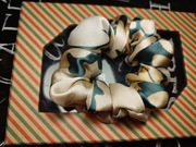 Gumka scrunchie beż wiskoza jedwab
