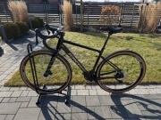 Kross Esker 6.0 gravel M (19") 2025 czarno-złoty