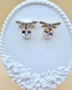 Kolczyki stal chirurgiczna złote skrzydła z cyrkonią [K029]