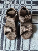 Sandały Nike dziecięce trekkingowe 29,5  