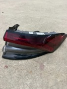 lampa błotnika Maserati Levante 6701550970