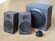 Głośniki Logitech Z333 (S-00154) - 2.1 - 80W - Subwoofer + 2 głośn, + pilot