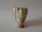 Sowa figurka z aragonitu