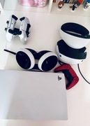PlayStation 5, 3 pady i ładowarka + PS VR 2 z ładowarką do padów