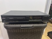 Odtwarzacz CD FISHER model AD-829