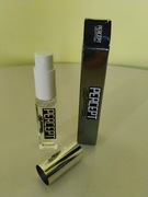 Feromony męskie, perfumy działają nie tylko w relacjach z kobietami