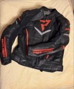 Rebelhorn Fighter Black/Flo Red