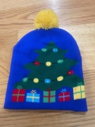 świecąca czapka LED świąteczna choinka