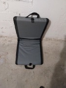 Krzesło turystyczne z oparciem Costway HV10537GR szary