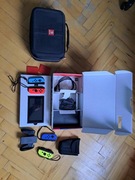 Konsola Nintendo Switch + 4 kontrolery +2 gry + akcesoria 